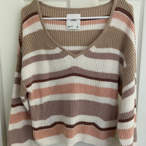Abercrombie & Fitch Sweetheart Neckline Sweater - Picture 2 of 4